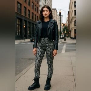 MAC dream straight leg jean in Snake Print Style 5435 Sz 29 Nwot